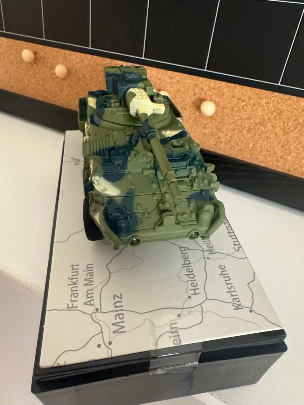 Die-Cast Military Armored Vehicle Toy - Green Camo